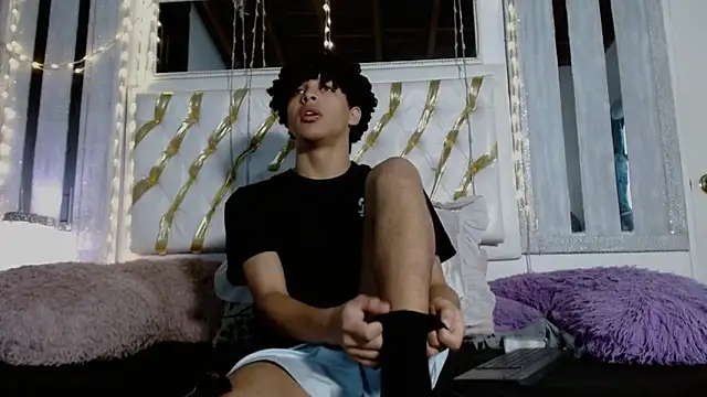 ian smith  online show from February 19, 12:13 pm