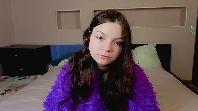 ElizaPizza online show from April 18, 2:41 pm