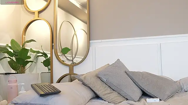 Dalahia Rush online show from April 14, 6:35 pm