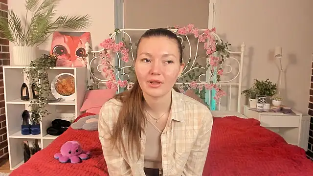 Snapshot of TobiMillinor chatting on February 25, 8:08 pm TobiMillinor online show from February 25, 8:08 pm