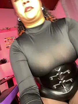 kenia thompsom01 online show from April 10, 11:45 pm