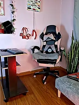 Snapshot of kenia_thompsom01 chatting on February 23, 11:05 pm kenia thompsom01 online show from February 23, 11:05 pm