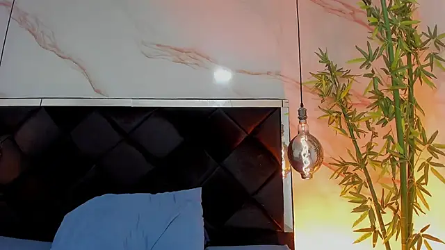 IrinaVoshh  online show from April 15, 7:58 pm