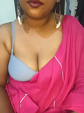 Snapshot of Chinnima143 chatting on July 5, 4:19 am Chinnima143 online show from July 5, 4:19 am
