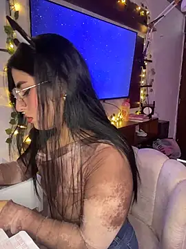 Snapshot of Natasha-Naughty- chatting on February 11, 7:58 pm Natasha-Naughty- online show from February 11, 7:58 pm