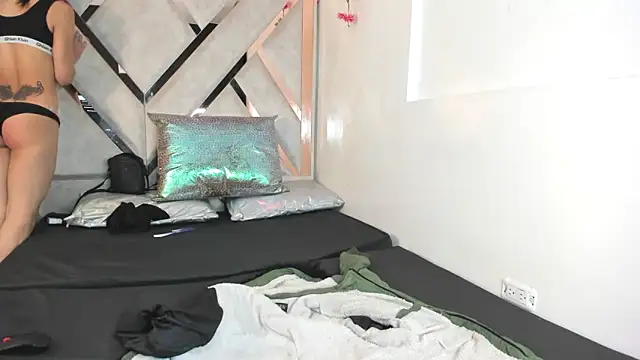 Geminis    online show from February 24, 6:31 pm