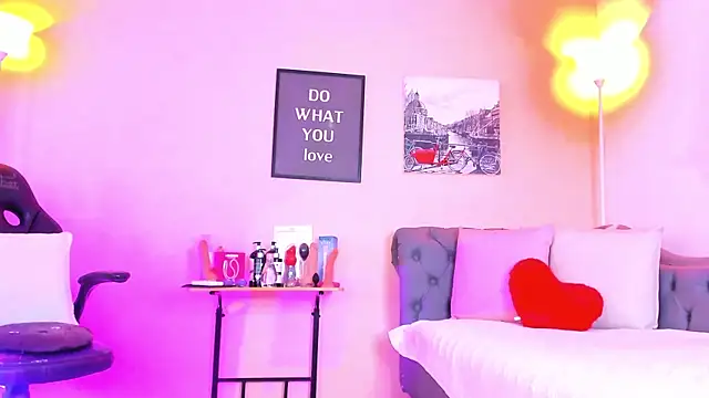 victoriazans online show from March 7, 3:46 am