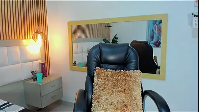 Georgia Vega online show from February 12, 7:13 pm