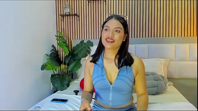 Georgia Vega online show from February 9, 7:23 pm