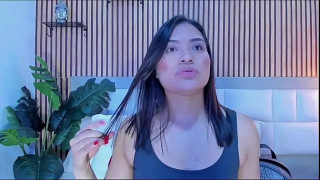 Georgia Vega online show from February 6, 7:43 pm