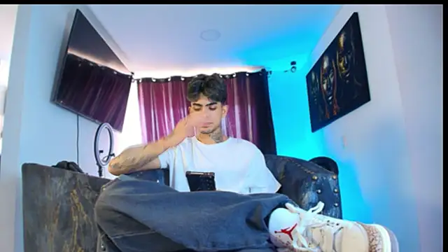 miguel aguirre  online show from February 19, 1:41 pm