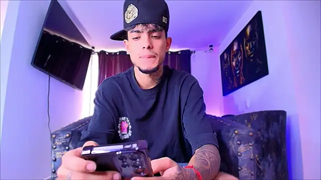 miguel aguirre  online show from February 13, 12:49 pm