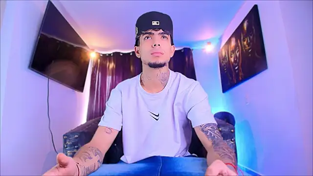 miguel aguirre  online show from February 9, 12:36 pm