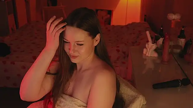 Alisia here online show from May 31, 10:43 pm