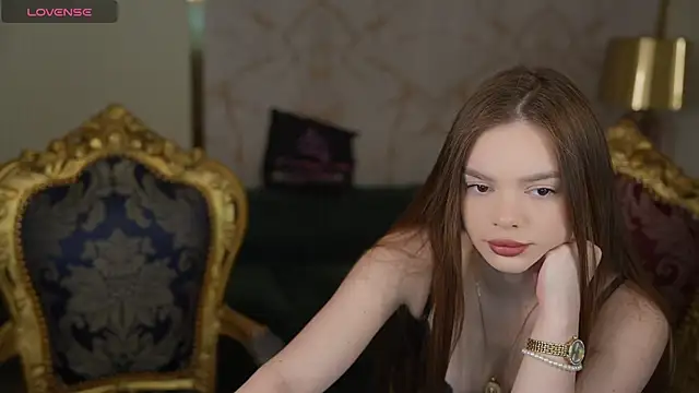 Snapshot of Zlata_Sky chatting on May 7, 7:06 pm Zlata Sky online show from May 7, 7:06 pm