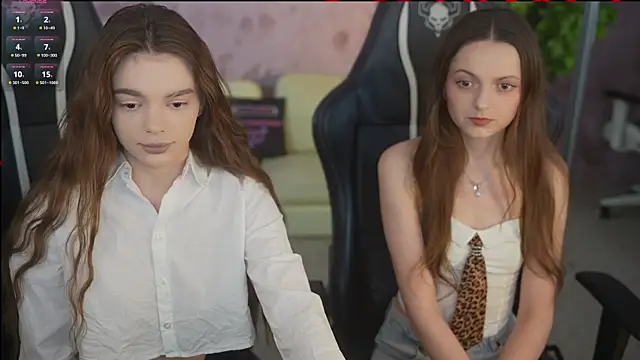 Snapshot of Zlata_Sky chatting on November 28, 3:23 pm Zlata Sky online show from November 28, 3:23 pm