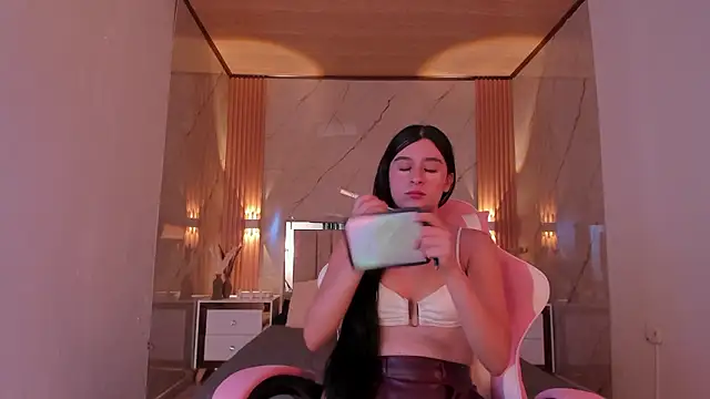 avigail xo online show from February 3, 6:57 pm