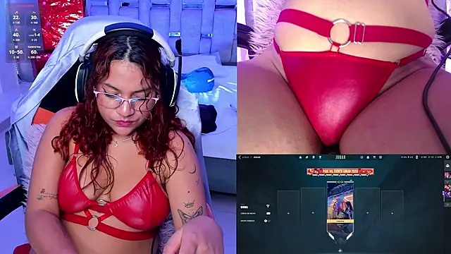 Snapshot of BriannaLux chatting on February 12, 9:25 pm BriannaLux online show from February 12, 9:25 pm