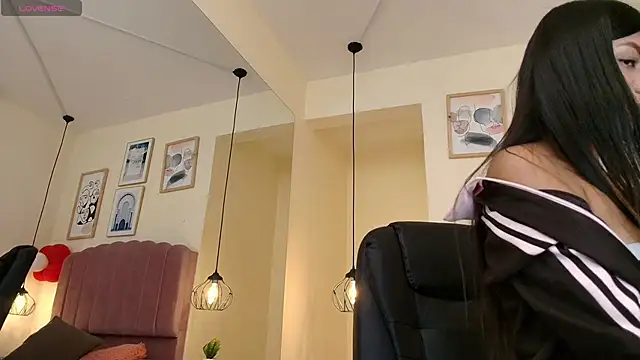 Ateneaaa  online show from March 30, 7:48 pm