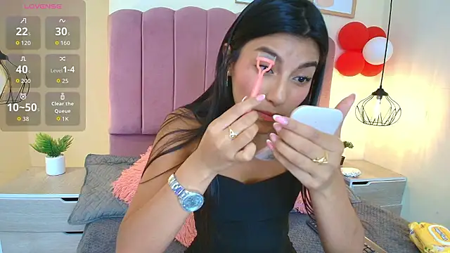 Ateneaaa  online show from March 20, 7:26 pm