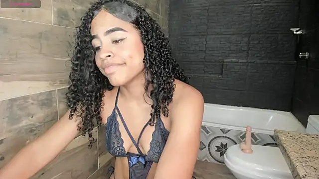 Snapshot of Danna_Copers chatting on July 7, 11:08 pm Danna Copers online show from July 7, 11:08 pm