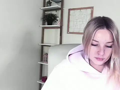 VelvetAngela online show from February 19, 6:54 am