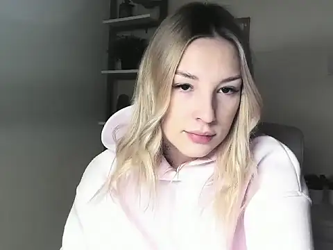 VelvetAngela online show from February 18, 6:44 am