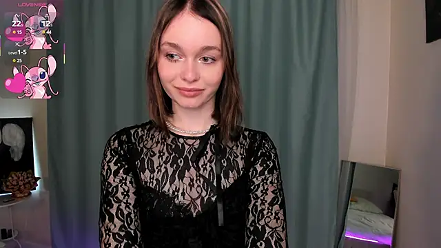 LillianPerry online show from February 21, 7:49 pm