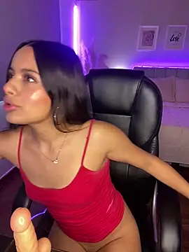 Snapshot of Dulce_pink18 chatting on February 7, 3:42 pm Dulce pink18 online show from February 7, 3:42 pm