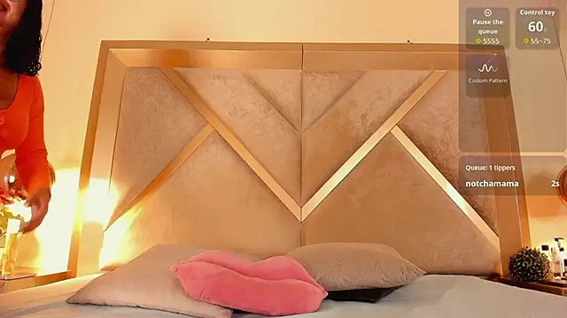 LaraandAxel online show from February 25, 7:58 pm