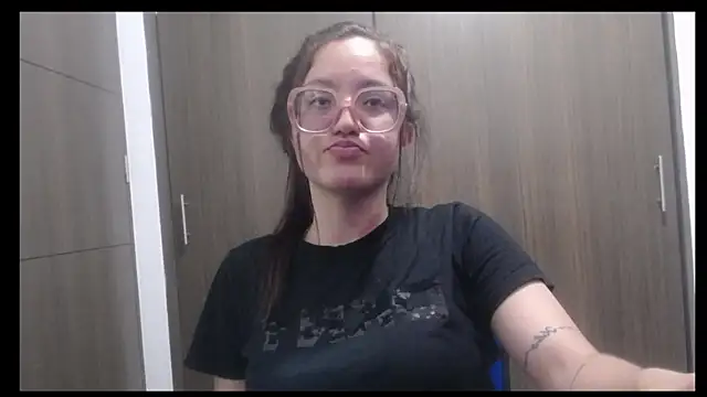 sheryl 25 online show from March 2, 4:24 am