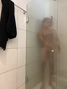 ruffvip online show from April 14, 4:12 pm