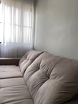 ruffvip online show from March 9, 1:36 pm