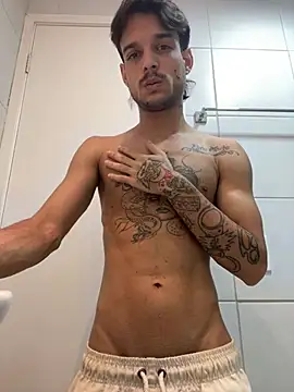 ruffvip online show from April 8, 11:55 am