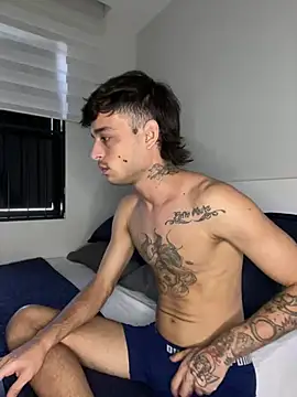 ruffvip online show from February 25, 1:44 pm