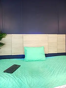 GrettaRouse online show from March 19, 1:38 am