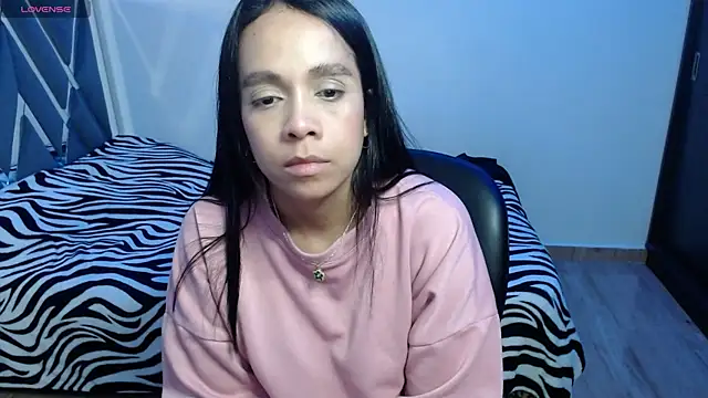 paula lopez   online show from April 23, 10:00 pm