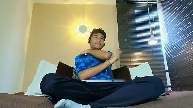 Damon Salvarote S online show from April 17, 7:06 pm