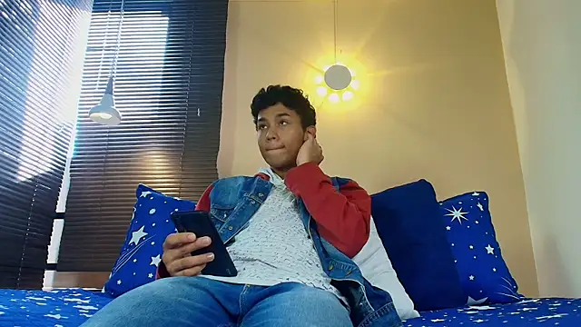 Damon Salvarote S online show from April 2, 1:07 pm