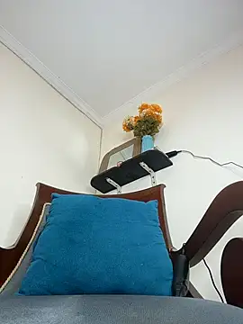 LilaRvsh online show from July 15, 6:26 pm
