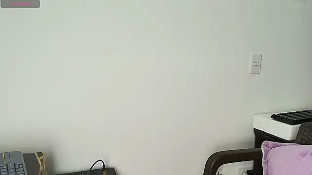 alys love online show from March 8, 11:41 pm