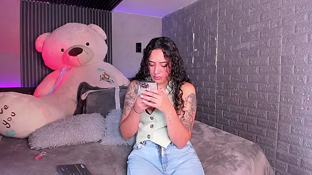 Magic ivone online show from February 19, 12:02 pm