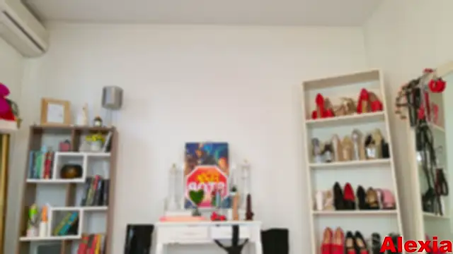 Snapshot of dariadoll chatting on March 21, 3:24 pm dariadoll online show from March 21, 3:24 pm
