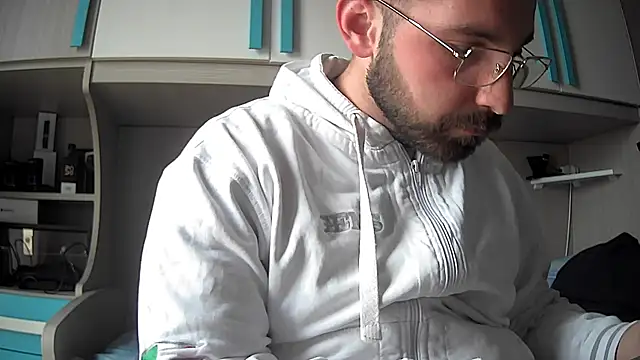 no-name15 online show from April 13, 3:38 pm