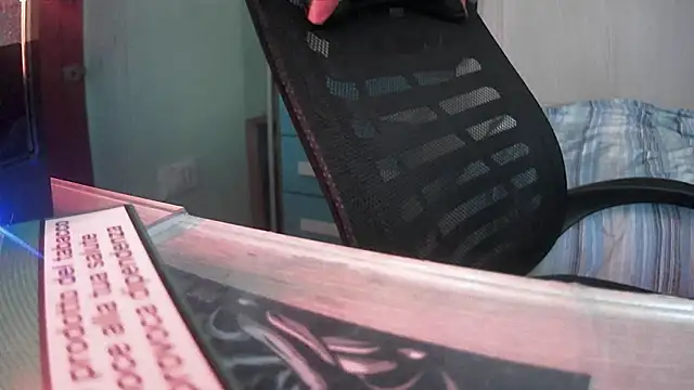 no-name15 online show from February 8, 5:21 pm