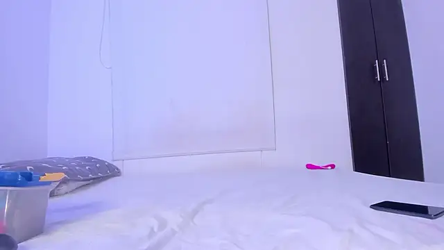  FuckingYoungs  online show from March 13, 11:10 pm