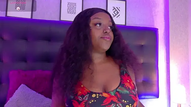 Snapshot of Aitana_Oliveira chatting on February 21, 3:14 pm Aitana Oliveira online show from February 21, 3:14 pm