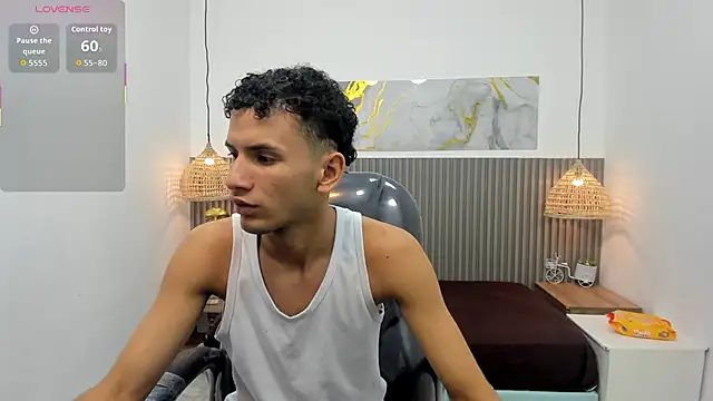 JDWhite18 online show from May 9, 4:49 am