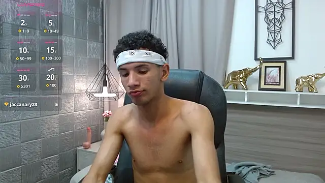 JDWhite18 online show from March 22, 11:39 pm