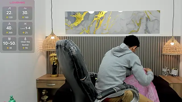 JDWhite18 online show from March 31, 4:14 am